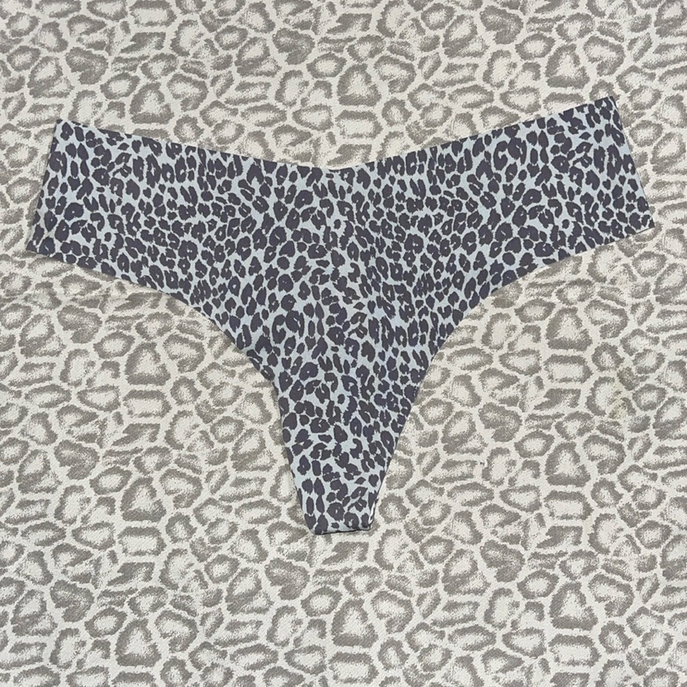 🌺 Victoria secret thong underwear 🌺